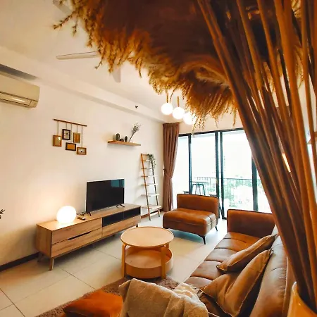 The Landmark By Katana New 3Br Grand Seaview Homestay At Gurney 无敌海景三房套房 Tanjung Bungah  Exterior photo
