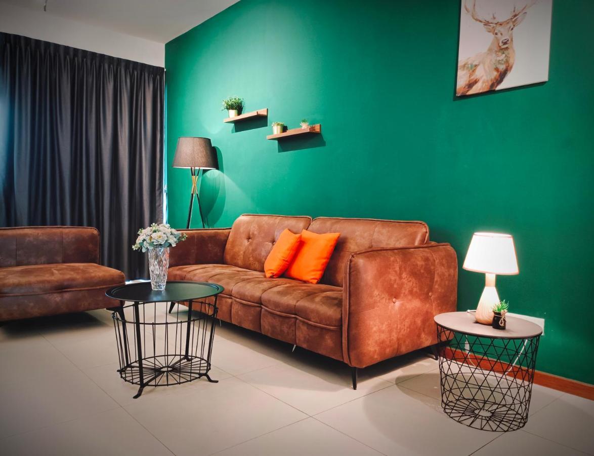 Apartment The Landmark By Katana New 3br Grand Seaview At Gurney 无敌海景三房套房 Tanjung Bungah (Penang)